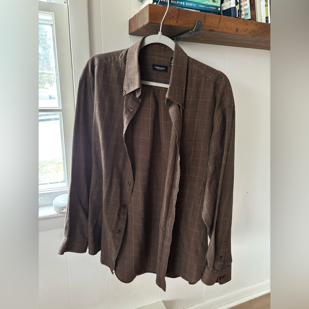 Van Heusen Brown Windowpane plaid cotton blend button down neutral  Dress Shirt